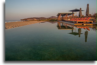 Pusty basen #1::Hotel Escondido, Oaxaca, Meksyk::